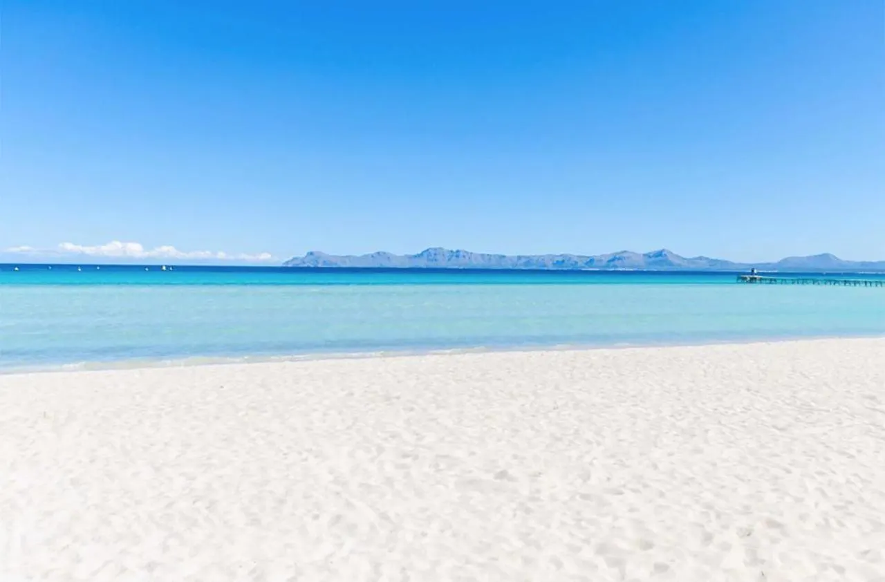 Benestar Pool And Beach In Platja De Muro