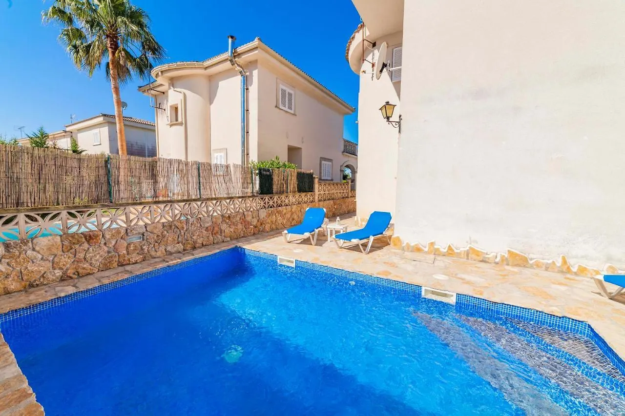 Benestar Pool And Beach In Platja De Muro Holiday home