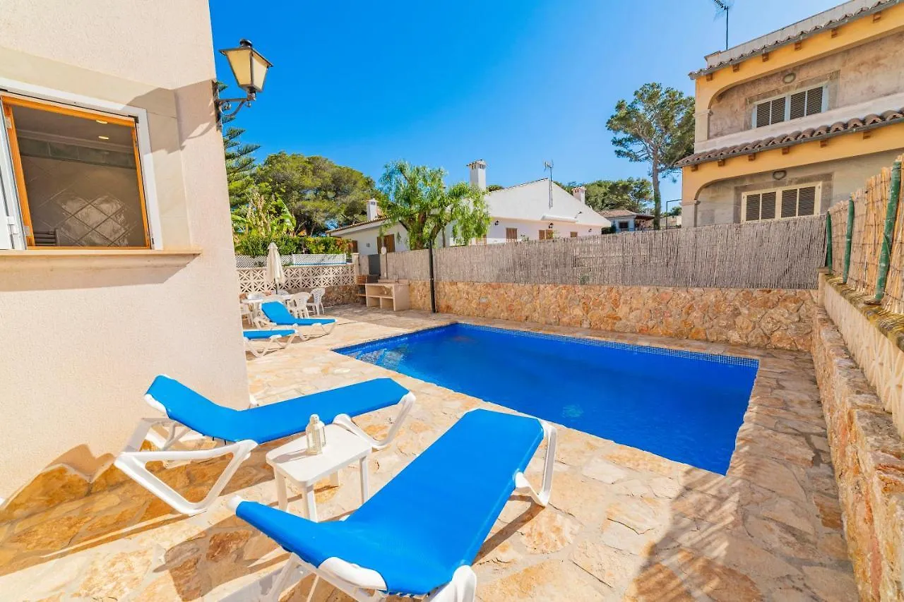 Benestar Pool And Beach In Platja De Muro 0*,