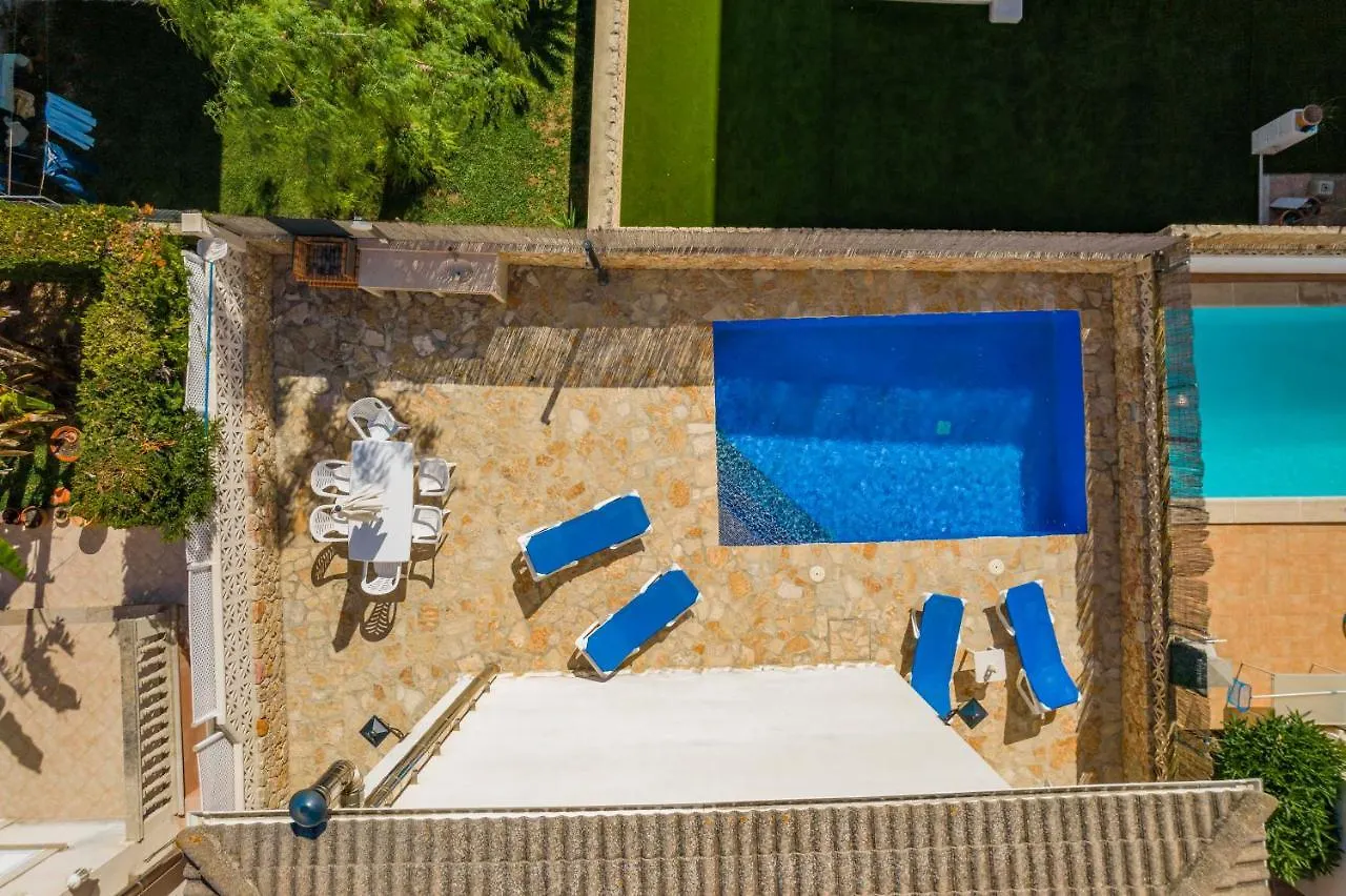 Benestar Pool And Beach In Platja De Muro